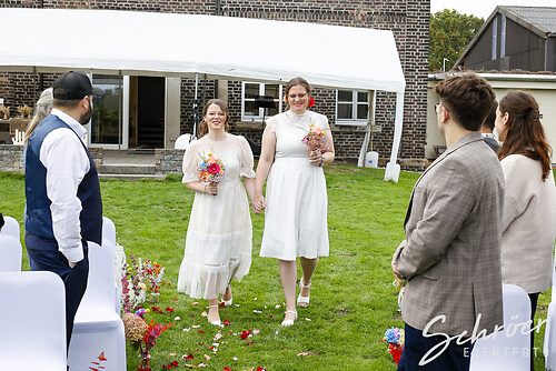 Get together Wedding Love  (EFTS-251012-16-58-42-9457)