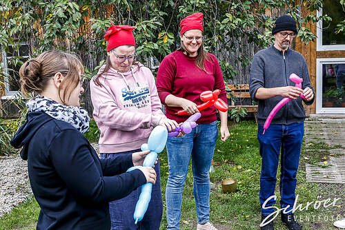 Get together Wedding Love  (EFTS-251012-12-31-22-8655)