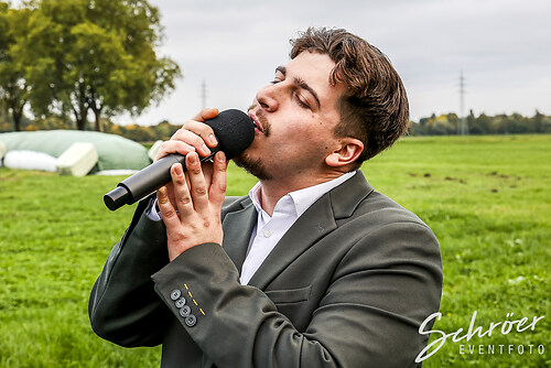 Get together Wedding Love  (EFTS-251012-17-39-16-0325)