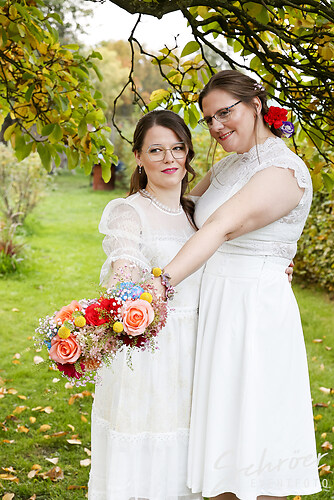 Get together Wedding Love  (EFTS-251012-18-05-27-0711)