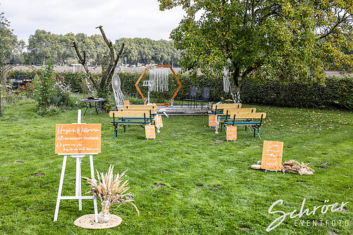 Get together Wedding Love  (EFTS-251012-13-29-58-9071)