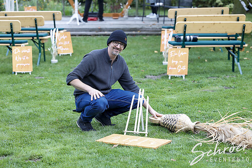 Get together Wedding Love  (EFTS-251012-14-04-46-9259)