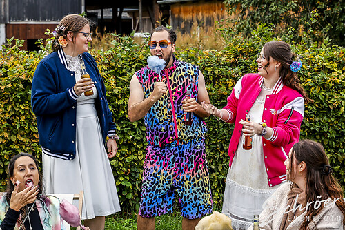 Get together Wedding Love  (EFTS-251012-17-41-24-0398)