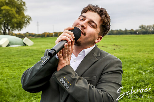 Get together Wedding Love  (EFTS-251012-17-39-17-0327)