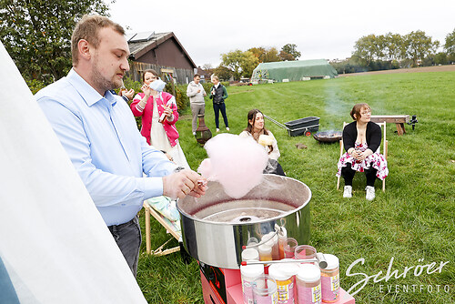 Get together Wedding Love  (EFTS-251012-17-39-04-0312)