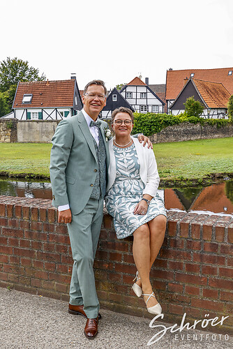 Beate und Dirk Elsche am 11.07.2025 in Schloss Westerholt Herten (EFTS-250711-12-48-43-356