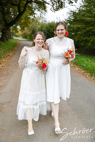 Get together Wedding Love  (EFTS-251012-18-25-50-1173)