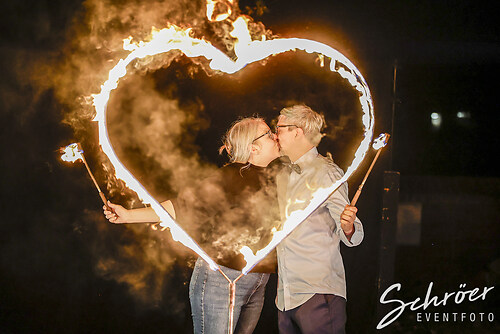 Get together Wedding Love  (EFTS-251012-19-38-23-1949)