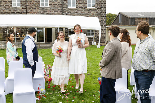 Get together Wedding Love  (EFTS-251012-16-58-44-9462)