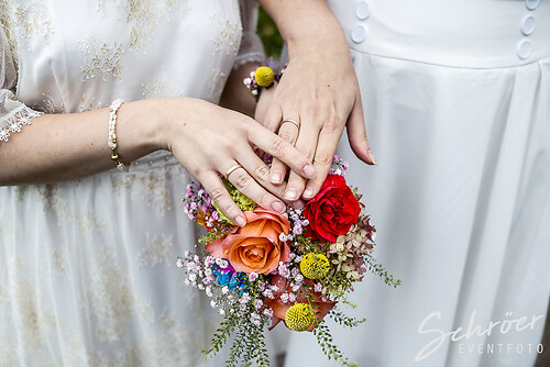 Get together Wedding Love  (EFTS-251012-18-27-37-1213)