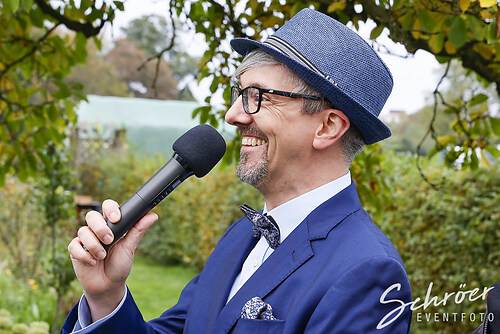 Get together Wedding Love  (EFTS-251012-16-57-29-9428)