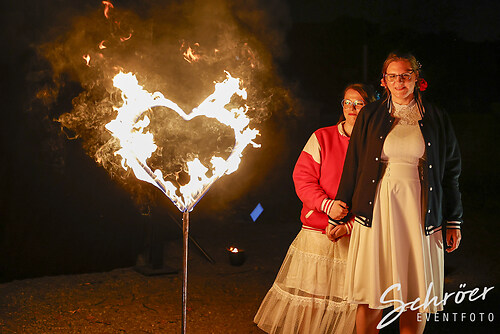 Get together Wedding Love  (EFTS-251012-19-34-46-1881)