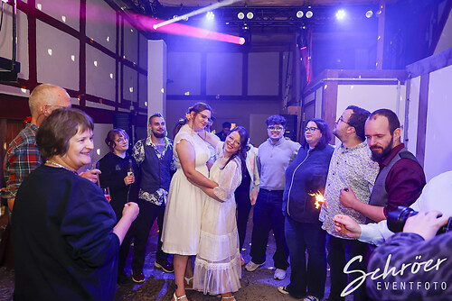 Get together Wedding Love  (EFTS-251012-20-10-29-2177)