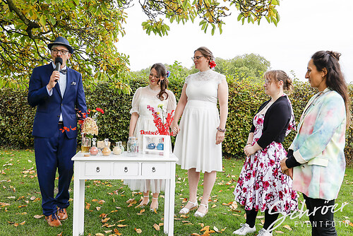 Get together Wedding Love  (EFTS-251012-17-04-01-9583)