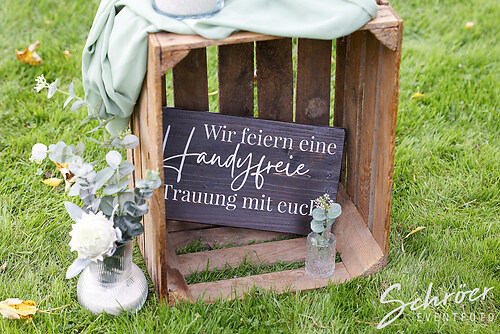 Get together Wedding Love  (EFTS-251012-13-51-19-9258)