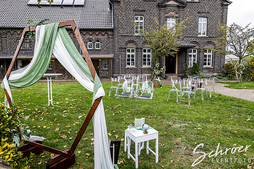 Get together Wedding Love  (EFTS-251012-11-38-02-7994)