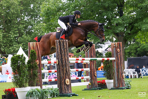 pfingstturnier_springen-24_louise-wintzer_2025-06-07_foto-detlef-gottwald_K06_1589