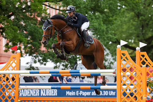 pfingstturnier_springen-24_laura-rochell_2025-06-07_foto-detlef-gottwald_K06_1322
