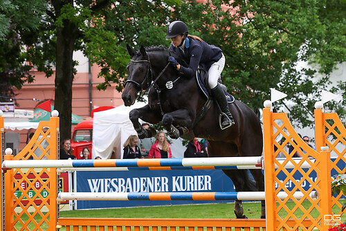 pfingstturnier_springen-24_darline-eisenmenger_2025-06-07_foto-detlef-gottwald_K06_0527