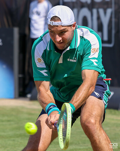 boss-open_atp250_stuttgart_struff-hurkacz_2023-06-17_foto-detlef-gottwald_K06_0631