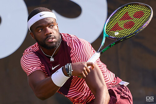 boss-open_atp250_stuttgart_lehecka-tiafoe_2023-06-14_foto-detlef-gottwald_K06_0850