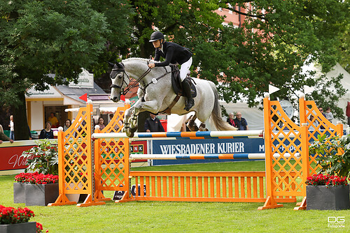 pfingstturnier_springen-24_louise-wintzer_2025-06-07_foto-detlef-gottwald_K06_0254