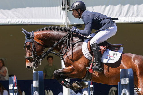 Michael Jung (GER) Express de Hus _ pfingsturnier_springen-obermayr_2023-05-29_foto-detlef