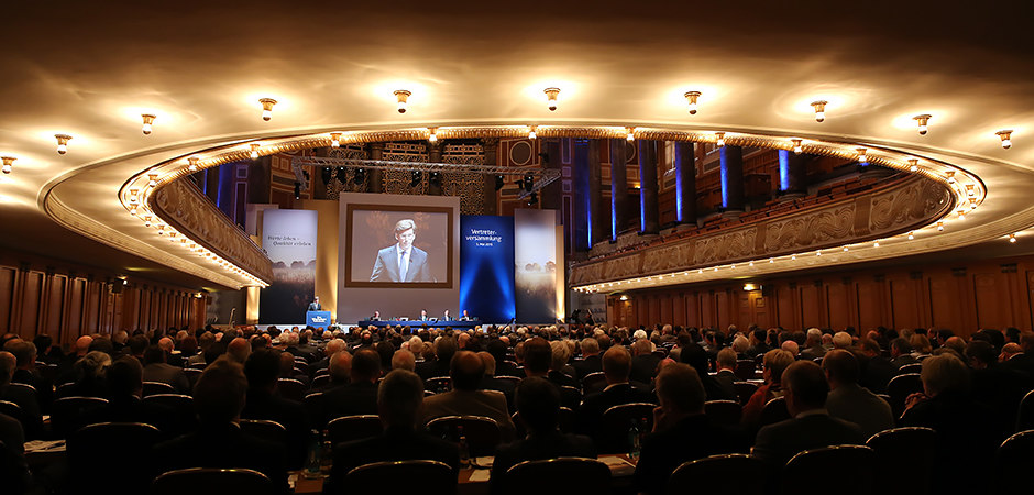 titel_09_wiesbadener-volksbank_vertreterversammlung_2015-05-05_foto-detlef-gottwald_k2-016 | Wiesbadener Volksbank | Vertreterversammlung 2015 | 05.052015 im Kurhaus Wiesbaden | Foto:...