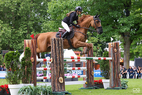 pfingstturnier_springen-24_anna-sophie-hauter_2025-06-07_foto-detlef-gottwald_K06_0692
