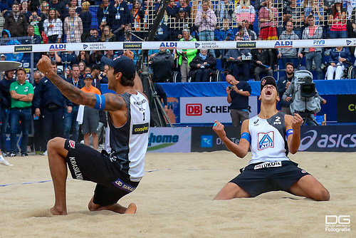beachvolleyball-wm-2019_finale_thole-wickler-vs-krasilnikov-stoyanovskiy_foto-detlef-gottw