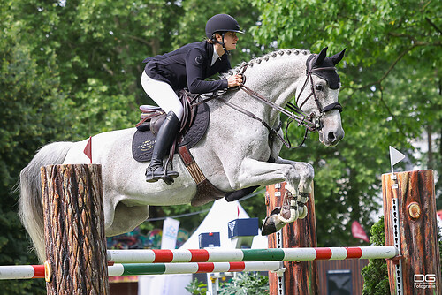 pfingstturnier_springen-24_louise-wintzer_2025-06-07_foto-detlef-gottwald_K06_0188