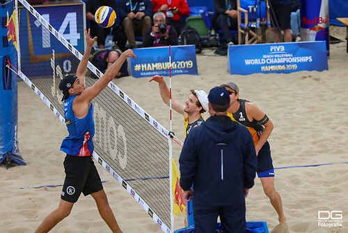 bourne-crabb-vs-ehlers-flueggen_beachvolleyball-wm_2019-07-04_foto-detlef-gottwald_K01_259