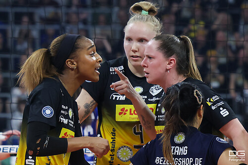 dvv-pokalfinale_suhl-stuttgart_2026-02-28_foto-detlef-gottwald_K08_6791