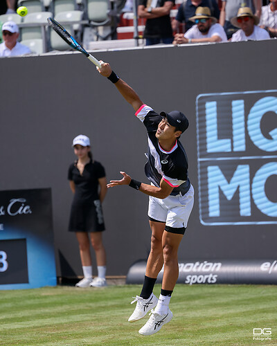 boss-open_atp250_stuttgart_hurkacz-watanuki_2023-06-14_foto-detlef-gottwald_K06_0483