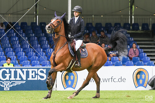 pfingstturnier_springen-24_kristina-klebanova_2025-06-07_foto-detlef-gottwald_K06_1105