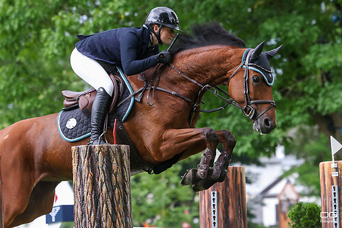 pfingstturnier_springen-24_laura-rochell_2025-06-07_foto-detlef-gottwald_K06_1309