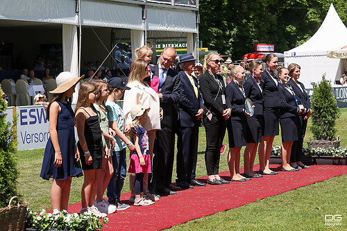 z _ Siegerehrung _ pfingsturnier_springen-obermayr_2023-05-29_foto-detlef-gottwald_K06_127