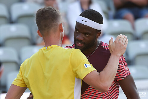 boss-open_atp250_stuttgart_lehecka-tiafoe_2023-06-14_foto-detlef-gottwald_K06_1014