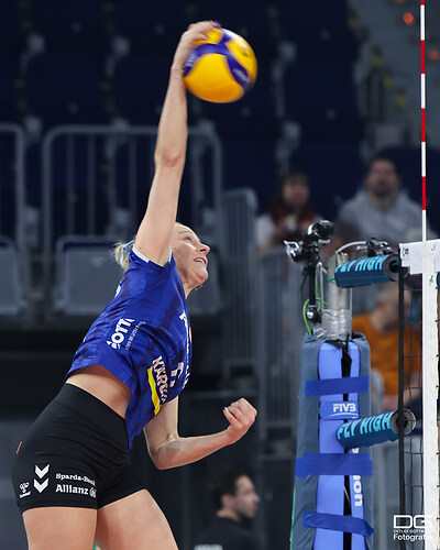 dvv-pokalfinale_suhl-stuttgart_2026-02-28_foto-detlef-gottwald_K08_0413