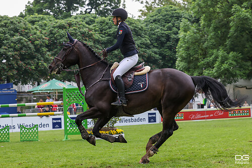 Leticia Hirmer (GER) _ Dede 5 _ pfingstturnier_2024-05-19_foto-detlef-gottwald_K06_0476