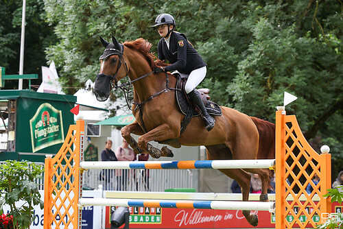 pfingstturnier_springen-24_anna-sophie-hauter_2025-06-07_foto-detlef-gottwald_K06_0750