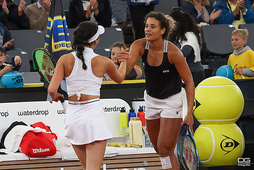 heo_2023-07-25_Eva Lys (GER) vs Mayar Sharif (EGY)_K06_0960