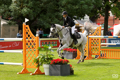 pfingstturnier_springen-24_louise-wintzer_2025-06-07_foto-detlef-gottwald_K06_0261