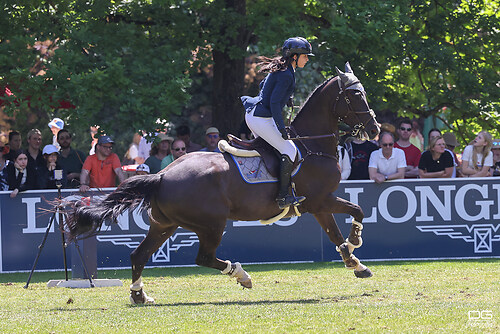 Aya Hamcho (SYR) ZEF _ pfingsturnier_springen-obermayr_2023-05-29_foto-detlef-gottwald_K06