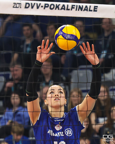 dvv-pokalfinale_suhl-stuttgart_2026-02-28_foto-detlef-gottwald_K08_3606