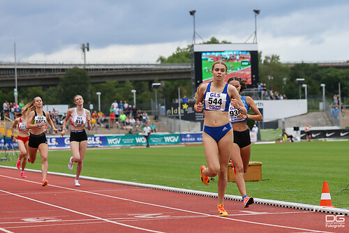 lynn-hück_dm2024-u20-800m_koblenz_foto-detlef-gottwald_K06_1039