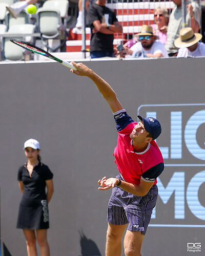 boss-open_atp250_stuttgart_hurkacz-watanuki_2023-06-14_foto-detlef-gottwald_K06_0469