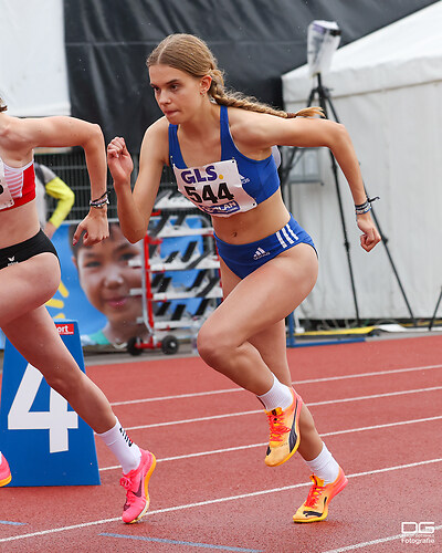 lynn-hück_dm2024-u20-800m_koblenz_2024-07_27_foto-detlef-gottwald_K06_5700