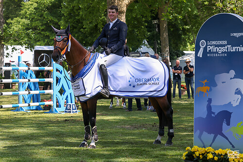 z _ Siegerehrung _ pfingsturnier_springen-obermayr_2023-05-29_foto-detlef-gottwald_K06_135