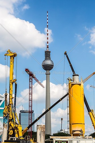 berlin tv tower in between a huge  construction site